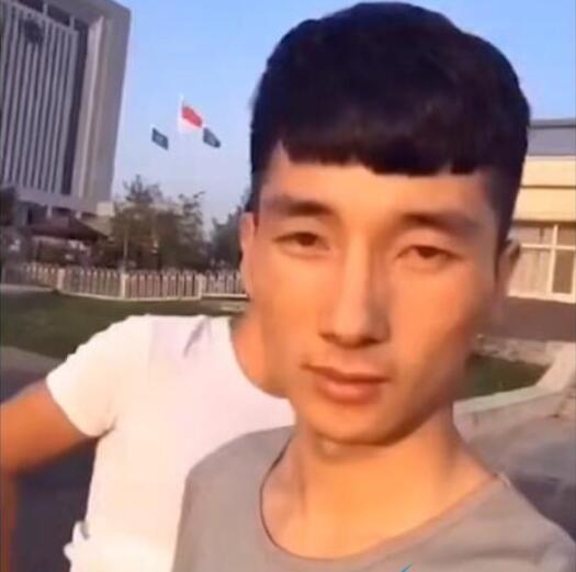 每年桃花开的时候是什么梗
