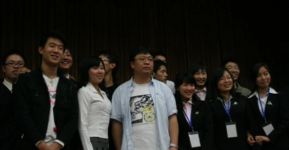 Word怎么整页打满横线